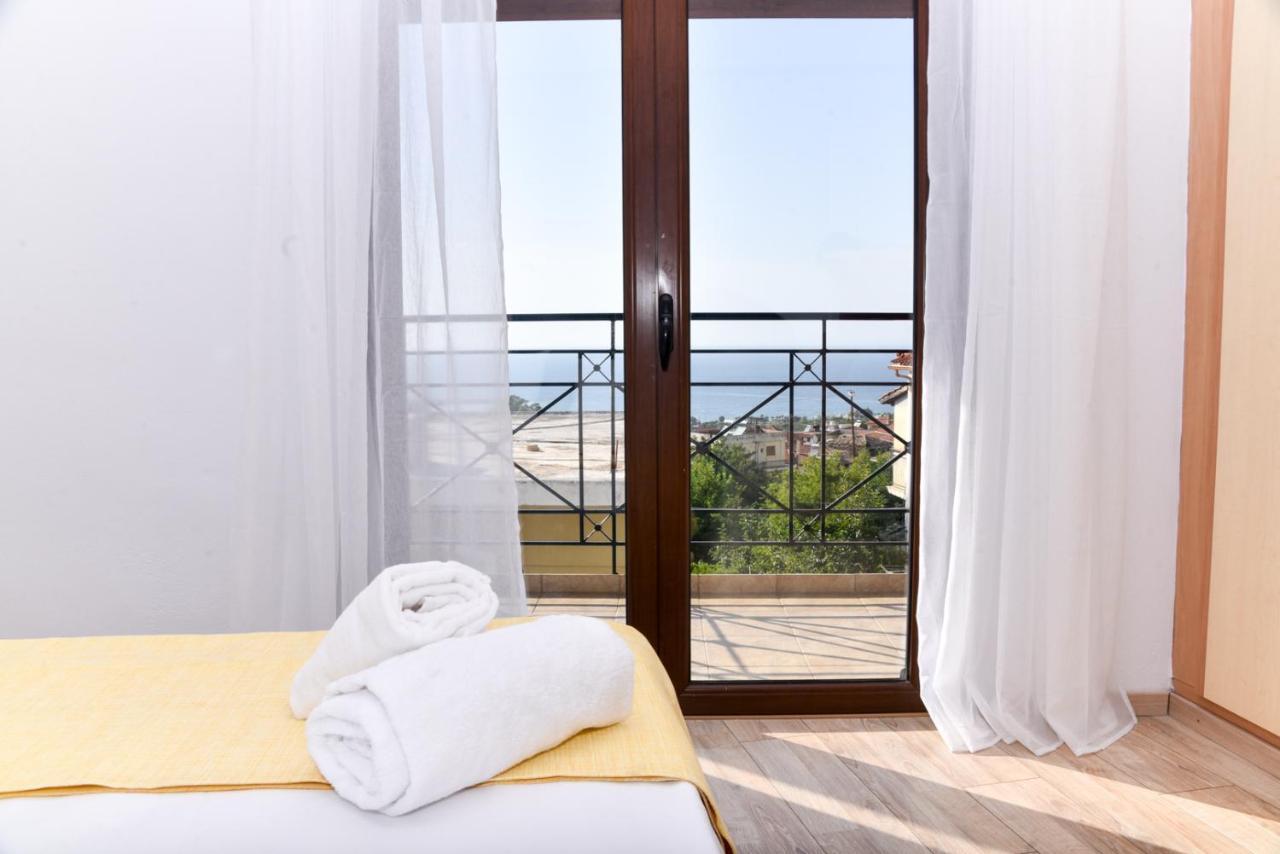 Prana's Castle * Kyparissia